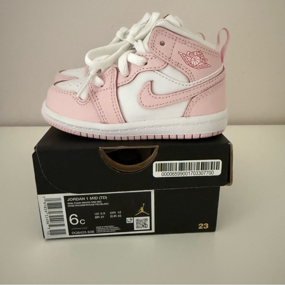 Girls Baby/Toddler Nike Jordan 1 Mid Pink and White Size 6C NEW